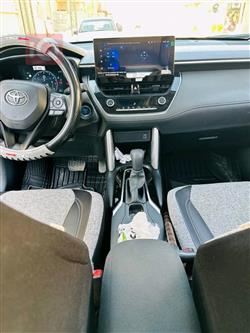 تۆیۆتا کۆرۆلا کرۆس